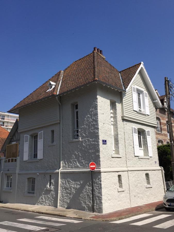 Historic "Touquettoise" Villa, Located In Heart Of The Village, 100M From The Beach, With Sunny Terrace And Private Garden Le Touquet ภายนอก รูปภาพ